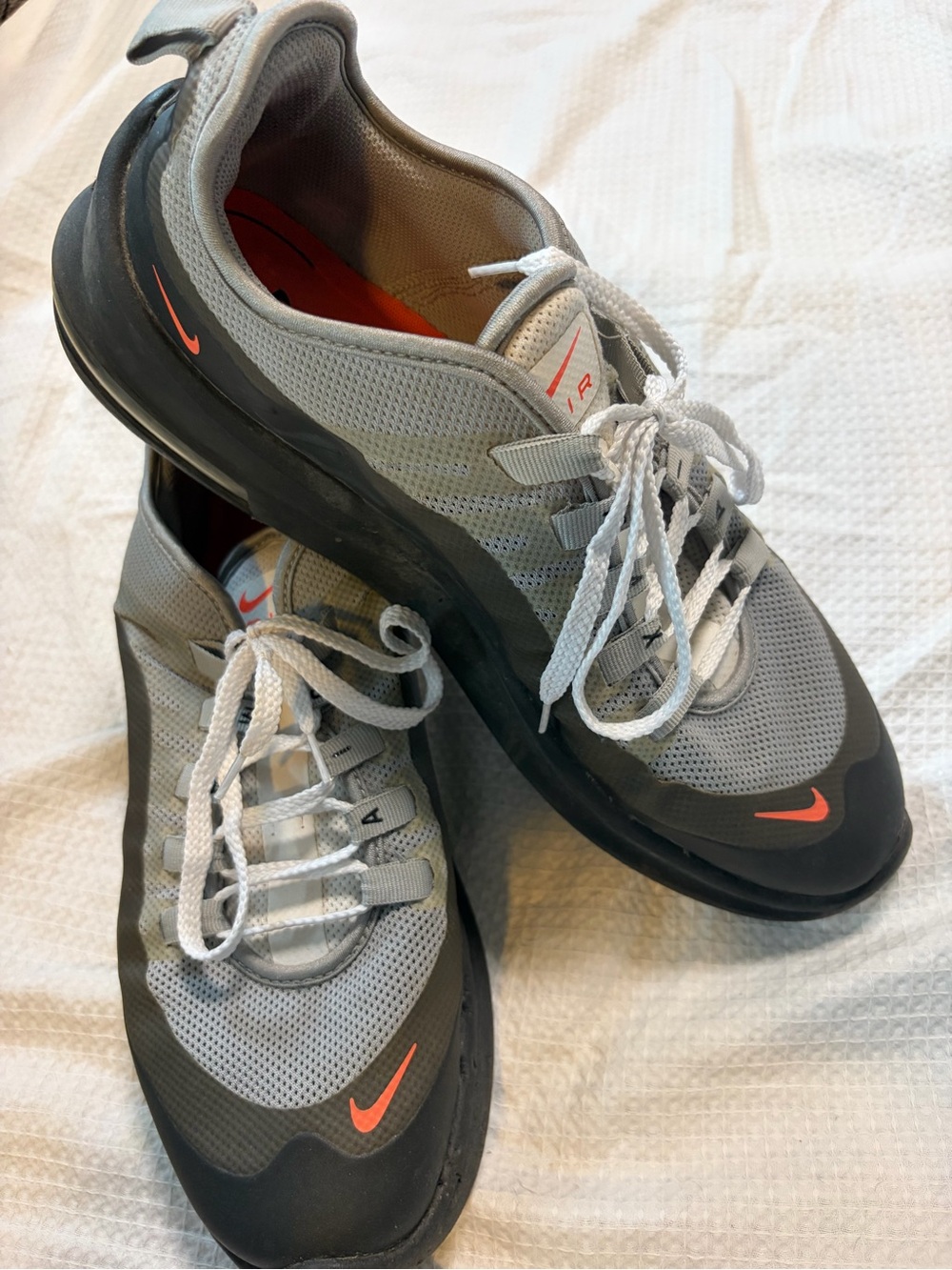 Nike Men's Gray and Black Sneakers with Orange Swoosh